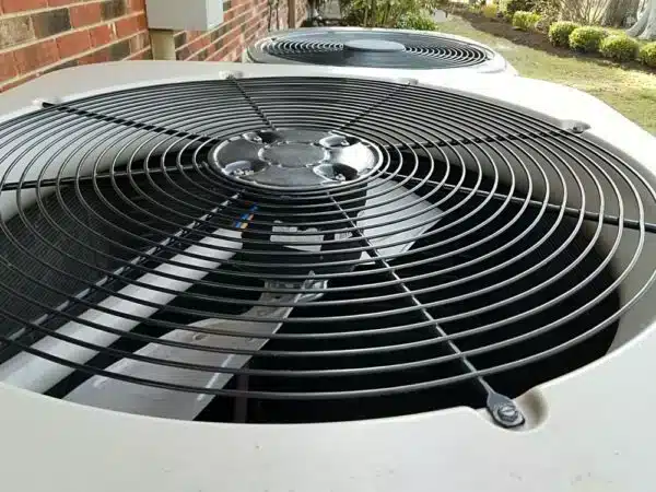 what does the fan do in a hvac